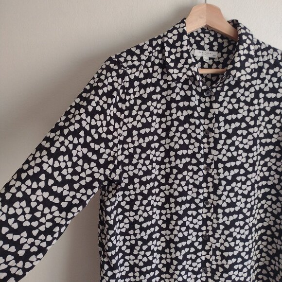 Equipment Essential Silk Top M Tossed Heart Print Black White Button Blouse - Picture 3 of 11
